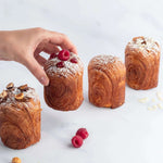 Assortiment de briochettes feuilletées Maison Vatelier aux framboises, noisettes et amandes.